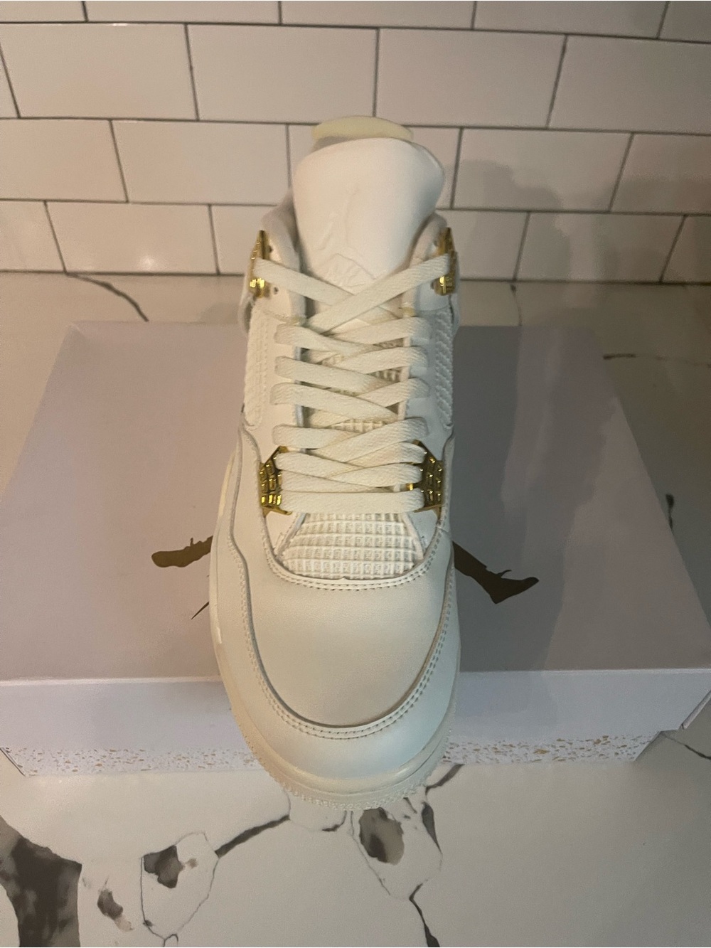 Mens Retro 4 Metallic Gold Size 11.5. - Picture 3 of 8